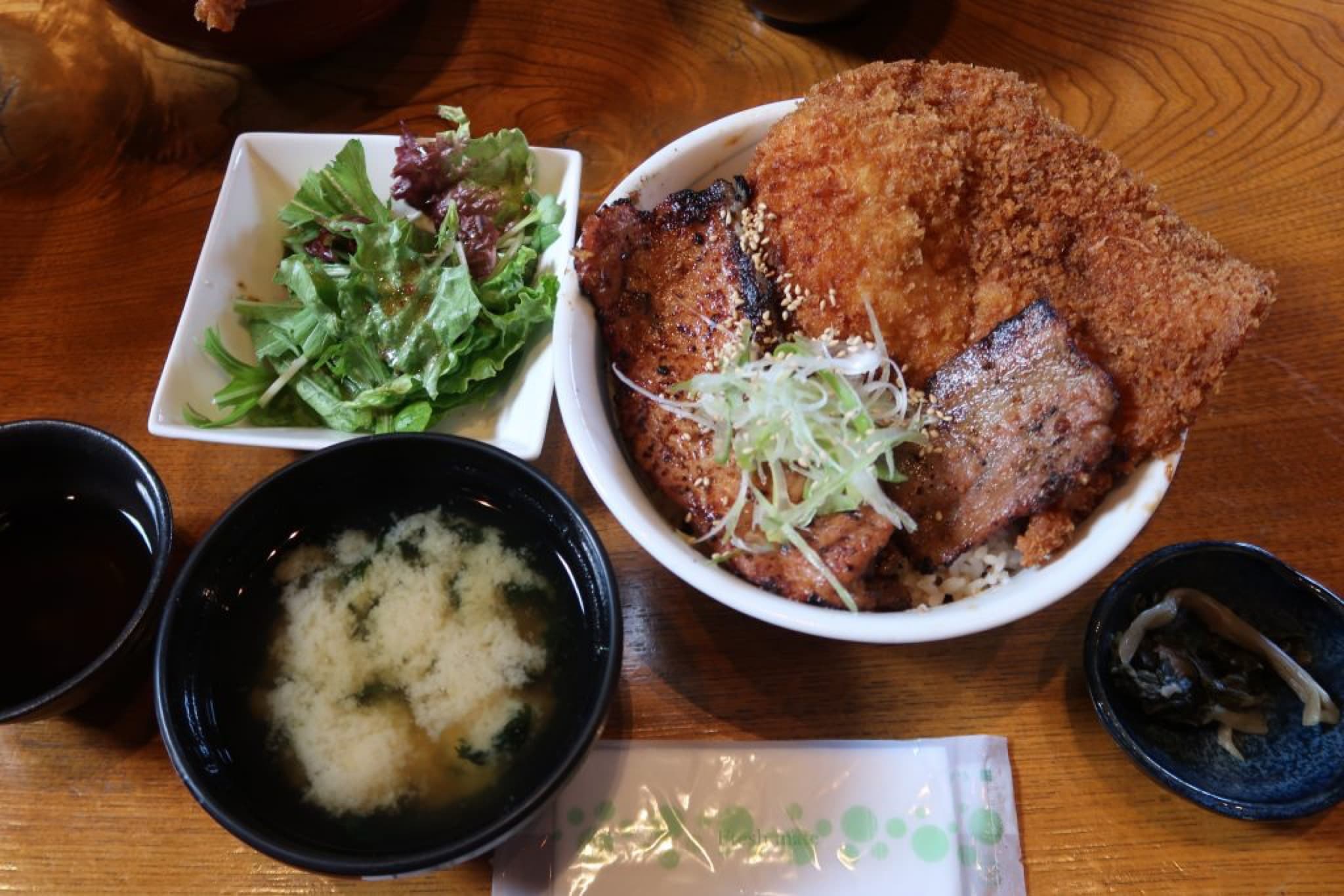 waraji katsudon butamisodon