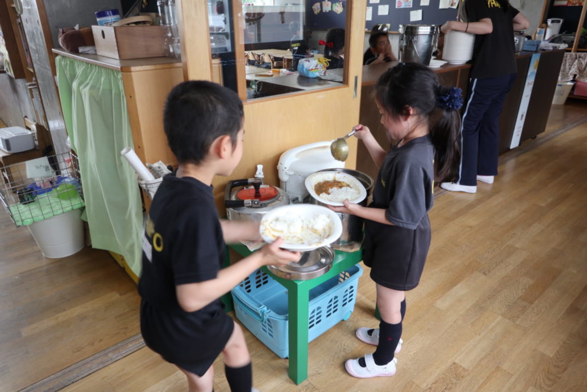 Une Journée à Lécole Maternelle Au Japon