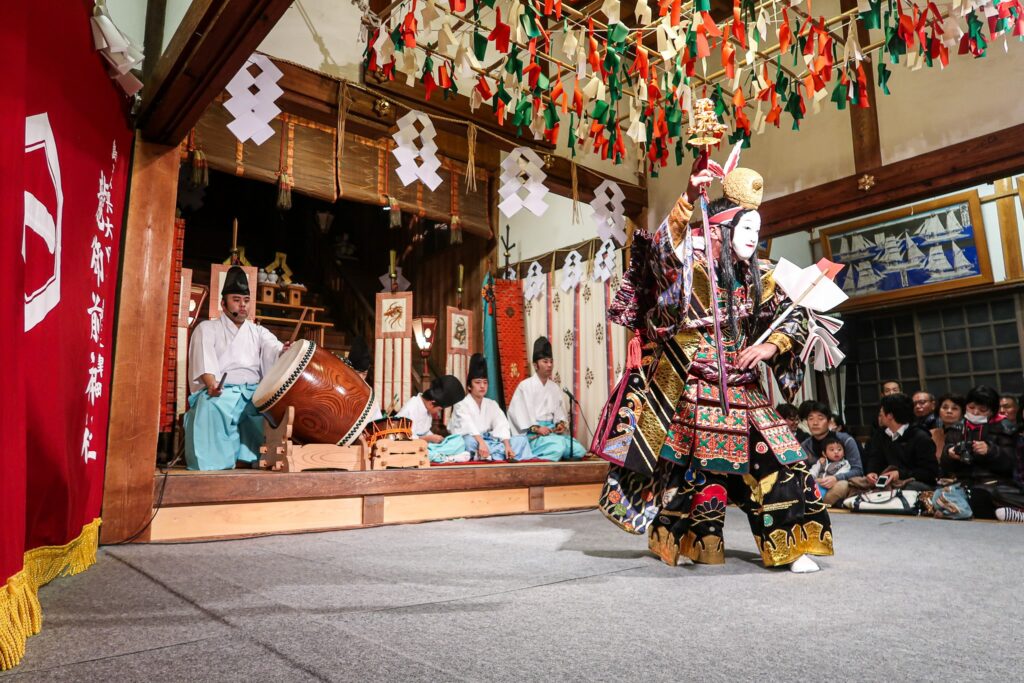 iwami kagura