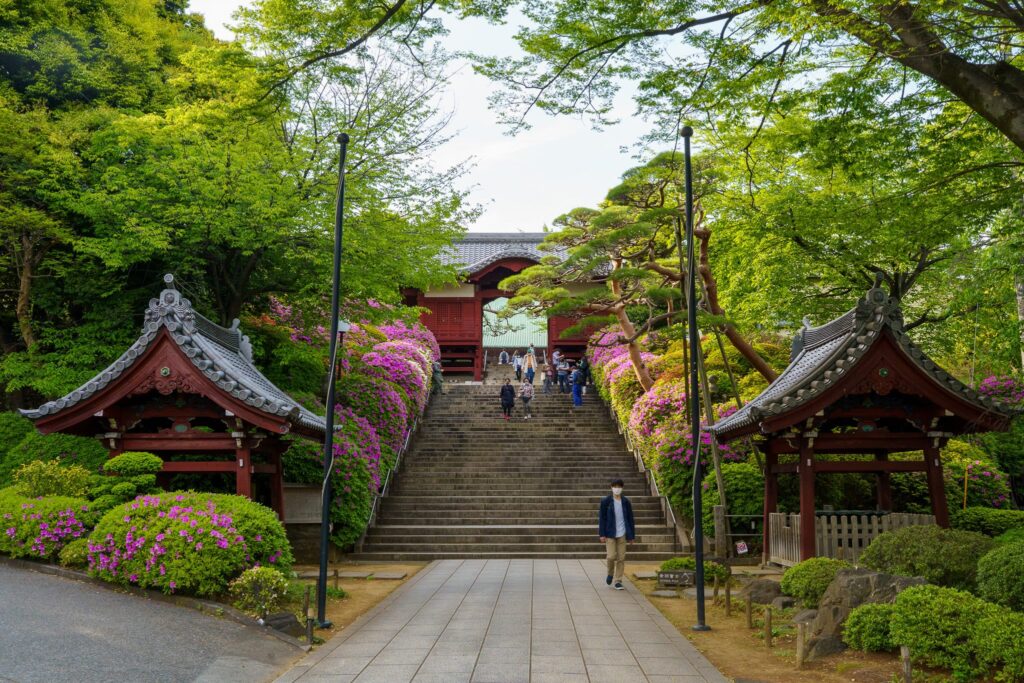 tokyo temple gokoku-ji