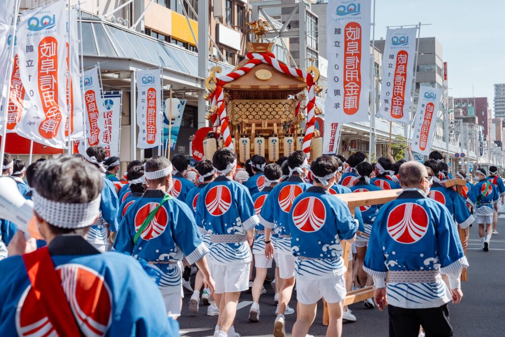 gifu dosan matsuri