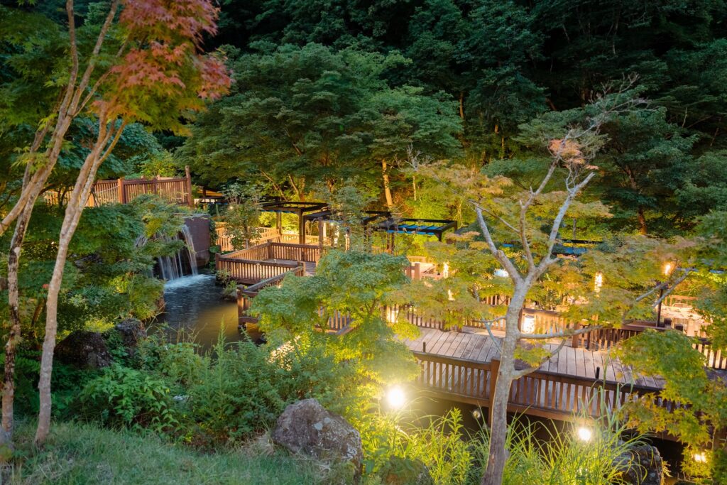 kawadoko higashiyama onsen