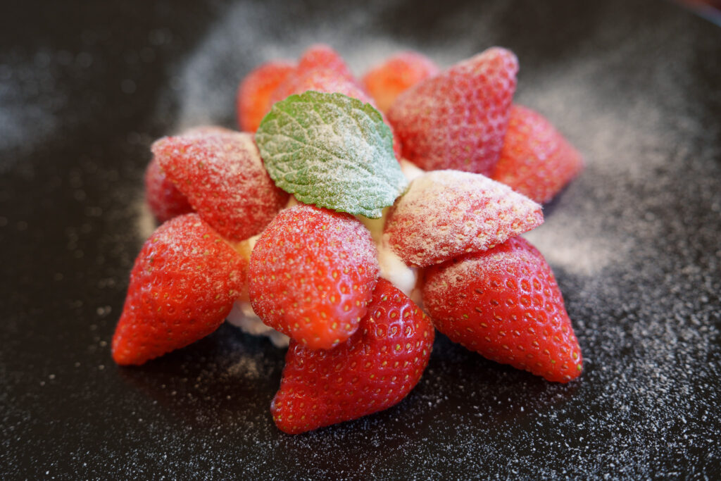 dessert fraise japon