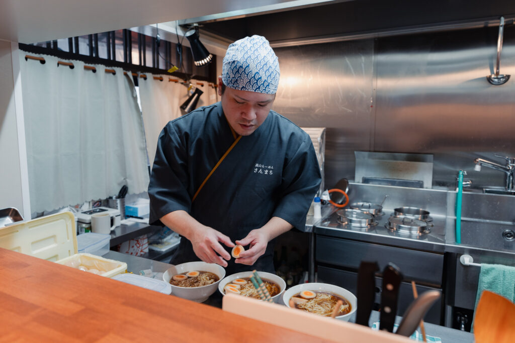 takayama ramen sanmachi