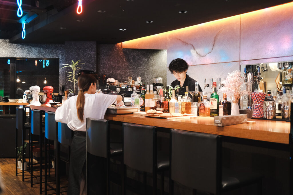 tokyo flight lounge bar