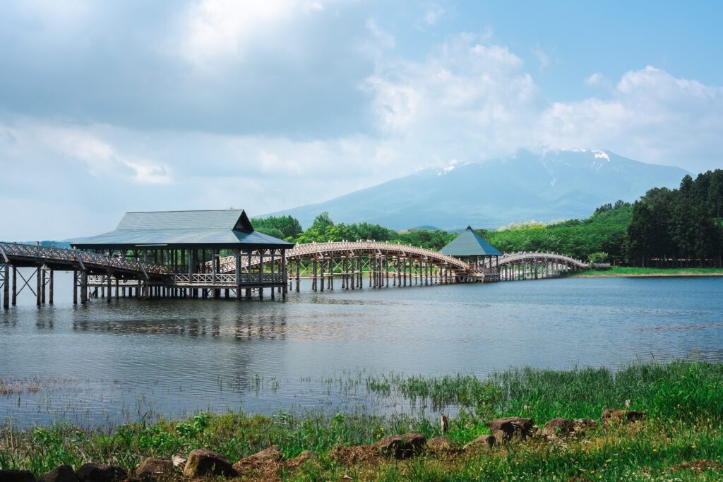 tsuru no maihashi aomori