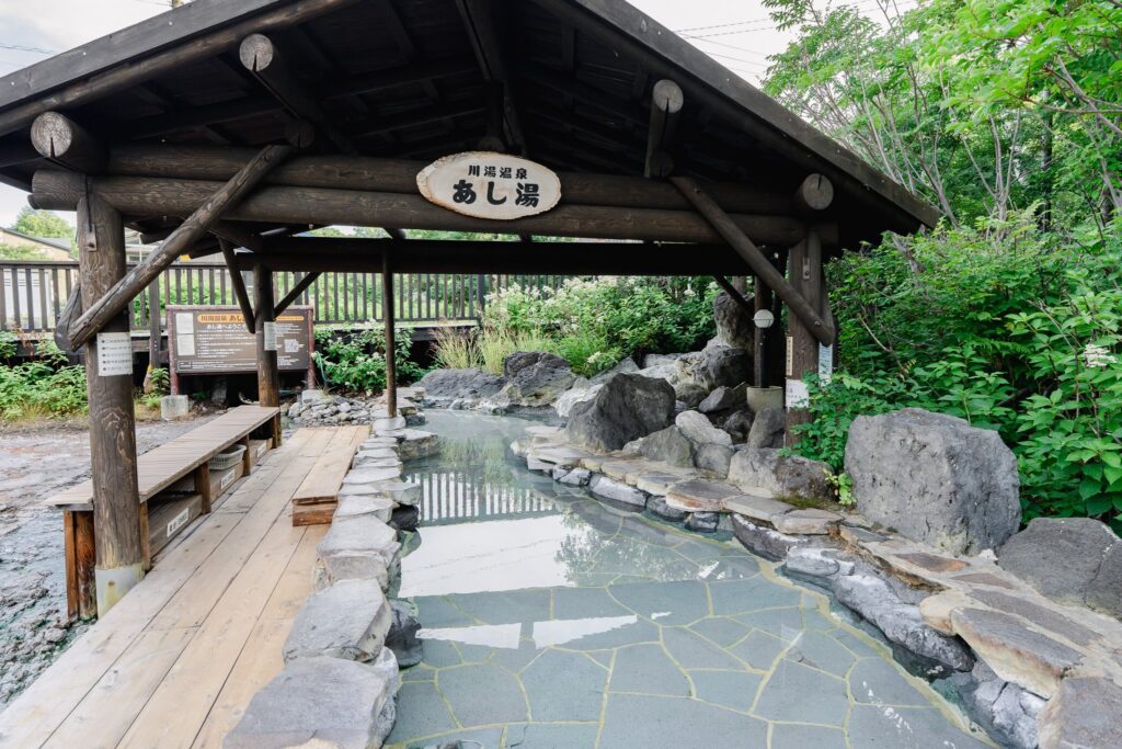 hokkaido kawayu onsen