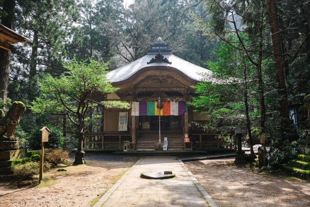 temple sanbutsu-ji